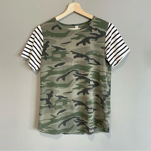 Daisy Mae Womens Camo Striped Sleeve Relaxed Fit T shirt Size Small - Picture 1 of 6